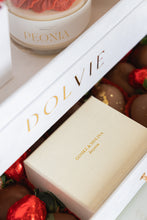 Valentine’s Day Limited Edition 💝
Candle. Chocolate. Flowers.