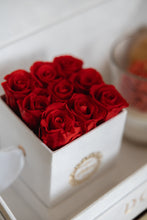 Valentine’s Day Limited Edition 💝
Candle. Chocolate. Flowers.