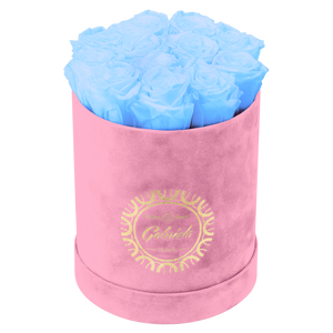 Small Luxury Round Velvet bouquet with more than  10 Roses