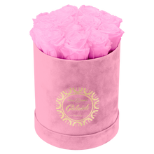 Small Luxury Round Velvet bouquet with more than  10 Roses
