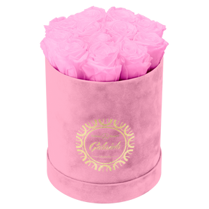 Small Luxury Round Velvet bouquet with more than  10 Roses