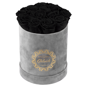 Small Luxury Round Velvet bouquet with more than  10 Roses