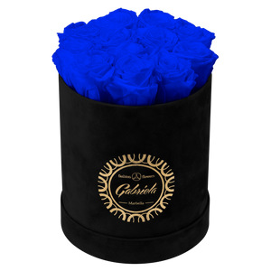 Small Luxury Round Velvet bouquet with more than  10 Roses