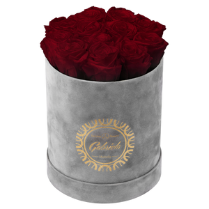 Small Luxury Round Velvet bouquet with more than  10 Roses