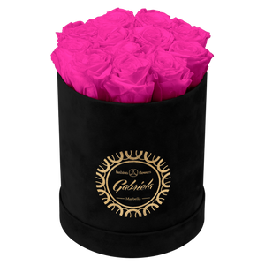 Small Luxury Round Velvet bouquet with more than  10 Roses
