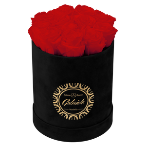 Small Luxury Round Velvet bouquet with more than  10 Roses