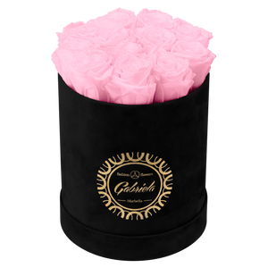 Small Luxury Round Velvet bouquet with more than  10 Roses