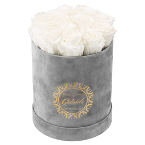 Small Luxury Round Velvet bouquet with more than  10 Roses