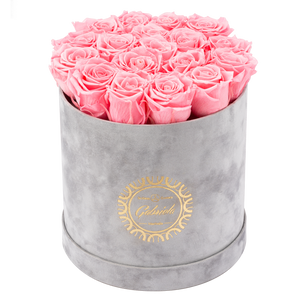 Medium Round Velvet  bouquet with more than 19 Roses