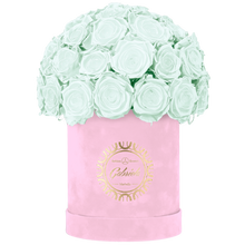Velvet Special Collection bouquet with more than 25 Roses
