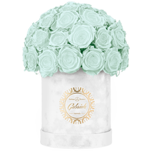 Velvet Special Collection bouquet with more than 25 Roses