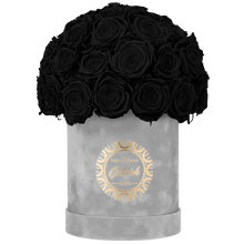 Velvet Special Collection bouquet with more than 25 Roses
