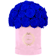 Velvet Special Collection bouquet with more than 25 Roses