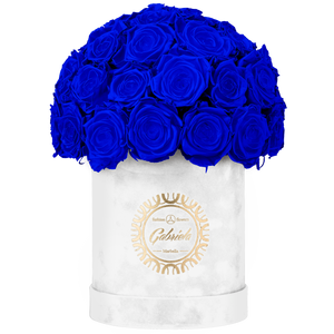 Velvet Special Collection bouquet with more than 25 Roses