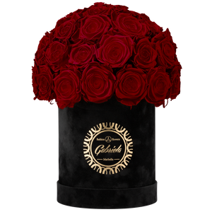 Velvet Special Collection bouquet with more than 25 Roses