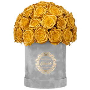 Velvet Special Collection bouquet with more than 25 Roses