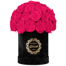 Velvet Special Collection bouquet with more than 25 Roses