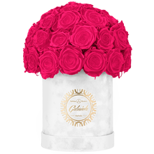Velvet Special Collection bouquet with more than 25 Roses