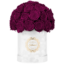 Velvet Special Collection bouquet with more than 25 Roses