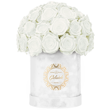 Velvet Special Collection bouquet with more than 25 Roses