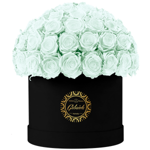 Velvet Special Collection bouquet with more than 60 Roses