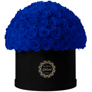 Xtra Large Velvet Special Collection bouquet with more than 100 Roses