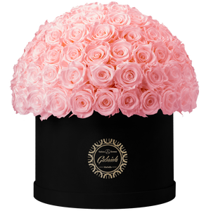 Xtra Large Velvet Special Collection bouquet with more than 100 Roses