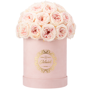 Limited Edition Collection bouquet with English Roses
